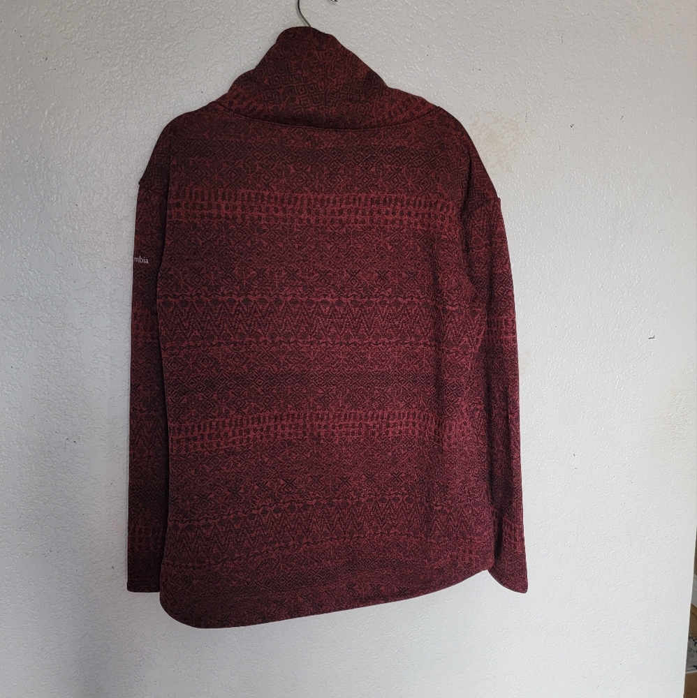 Columbia Pattern Pullover - Picture 4 of 4